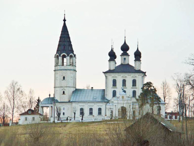 Свято-Знаменская церковь.